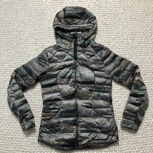Lululemon "Fluffin' Awesome" Camo 800-Fill Down Jacket Camouflage Hooded Small